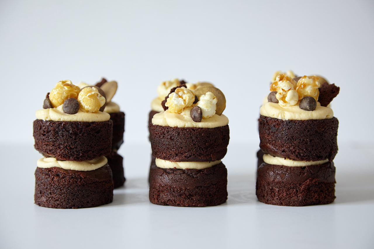 Mini Cakes Box of 6: Choose Your Flavour