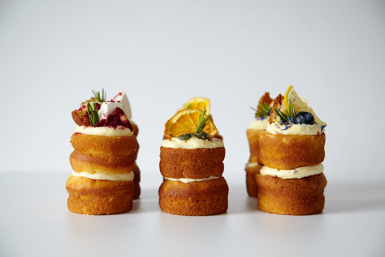 The Classics Mini Cake Selection Box