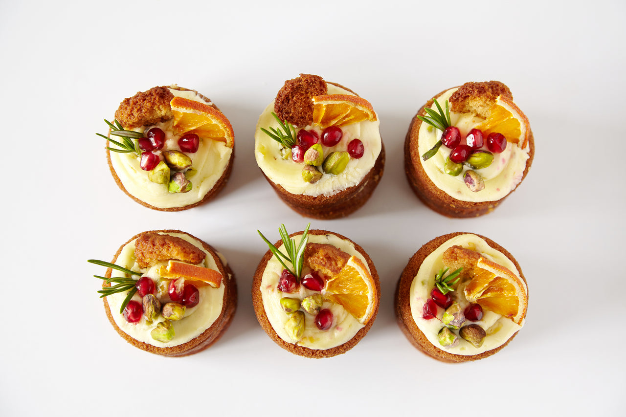 The Orange, Cardamom & Pistachio Mini Cake Box