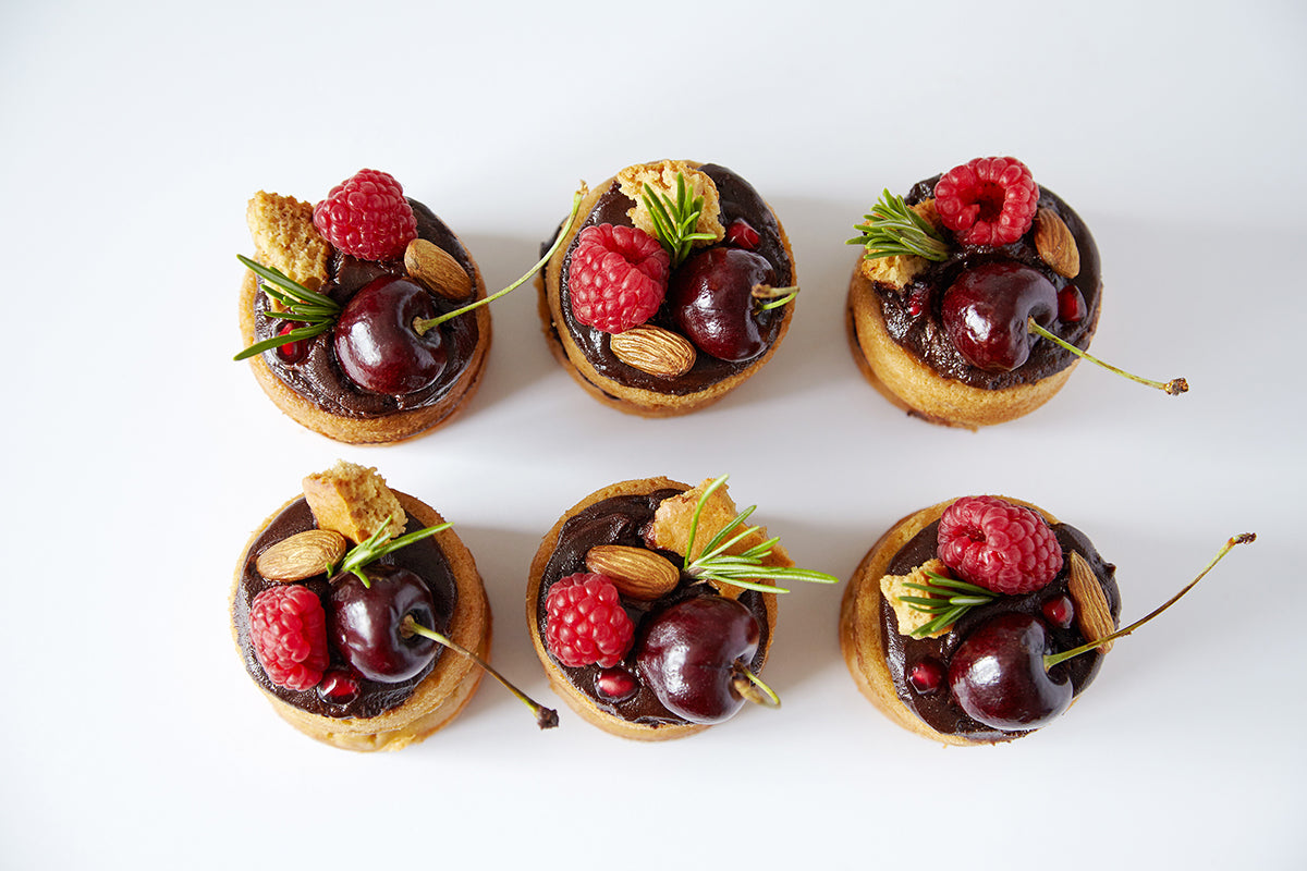 The Plant-Based Mini Cake Selection Box