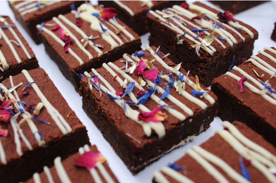 White Chocolate & Raspberry Letterbox Brownies [Flourless]